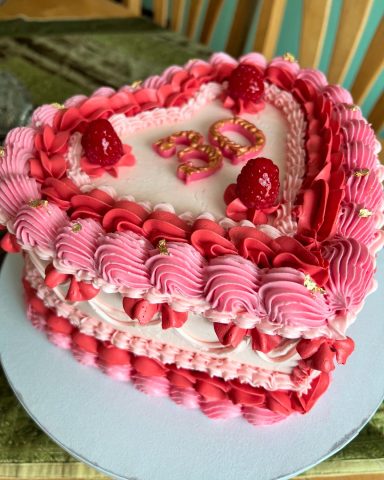 Heart Vintage Cake